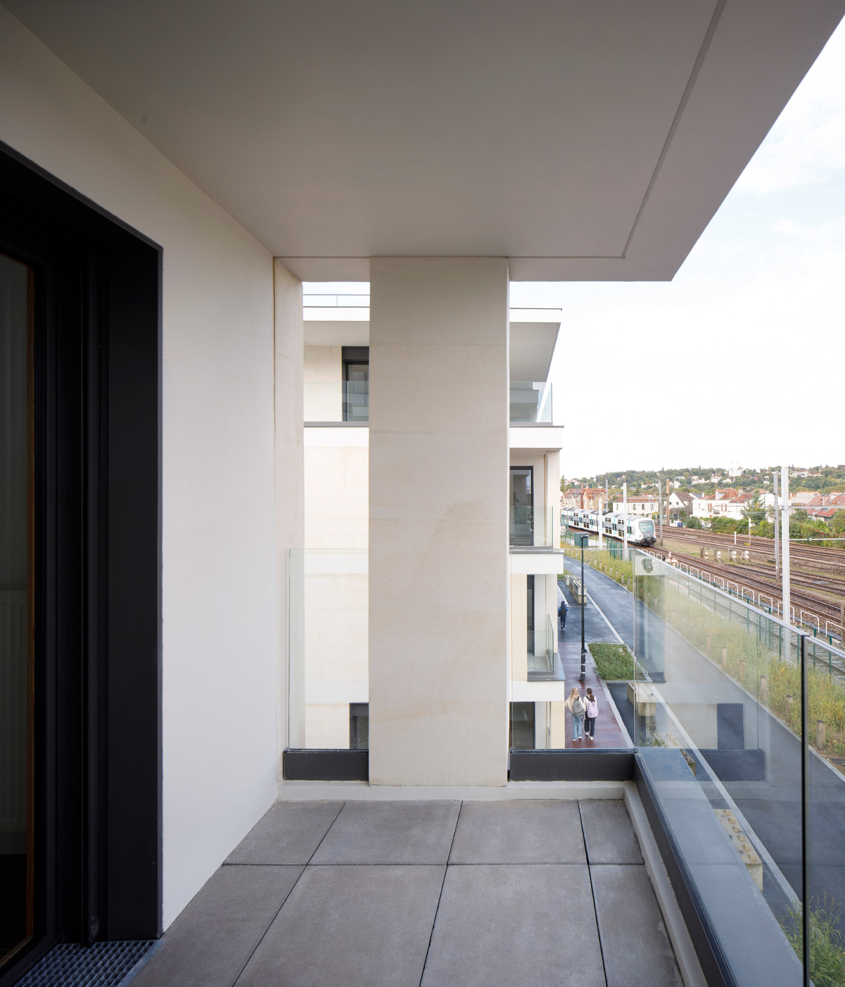 SAINT-MAUR-DES-FOSSES - image 4