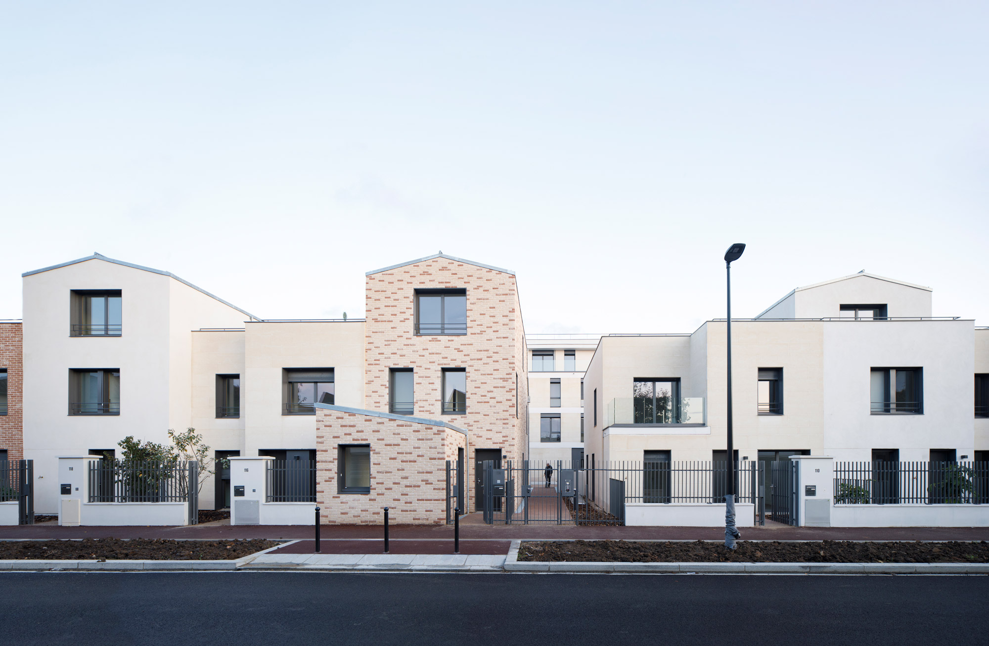 SAINT-MAUR-DES-FOSSES - image 7